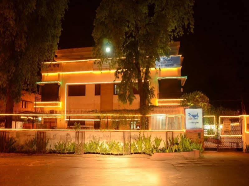 Capital O 10953 Dayal Lodge - A Boutique Hotel Agra  Exteriör bild