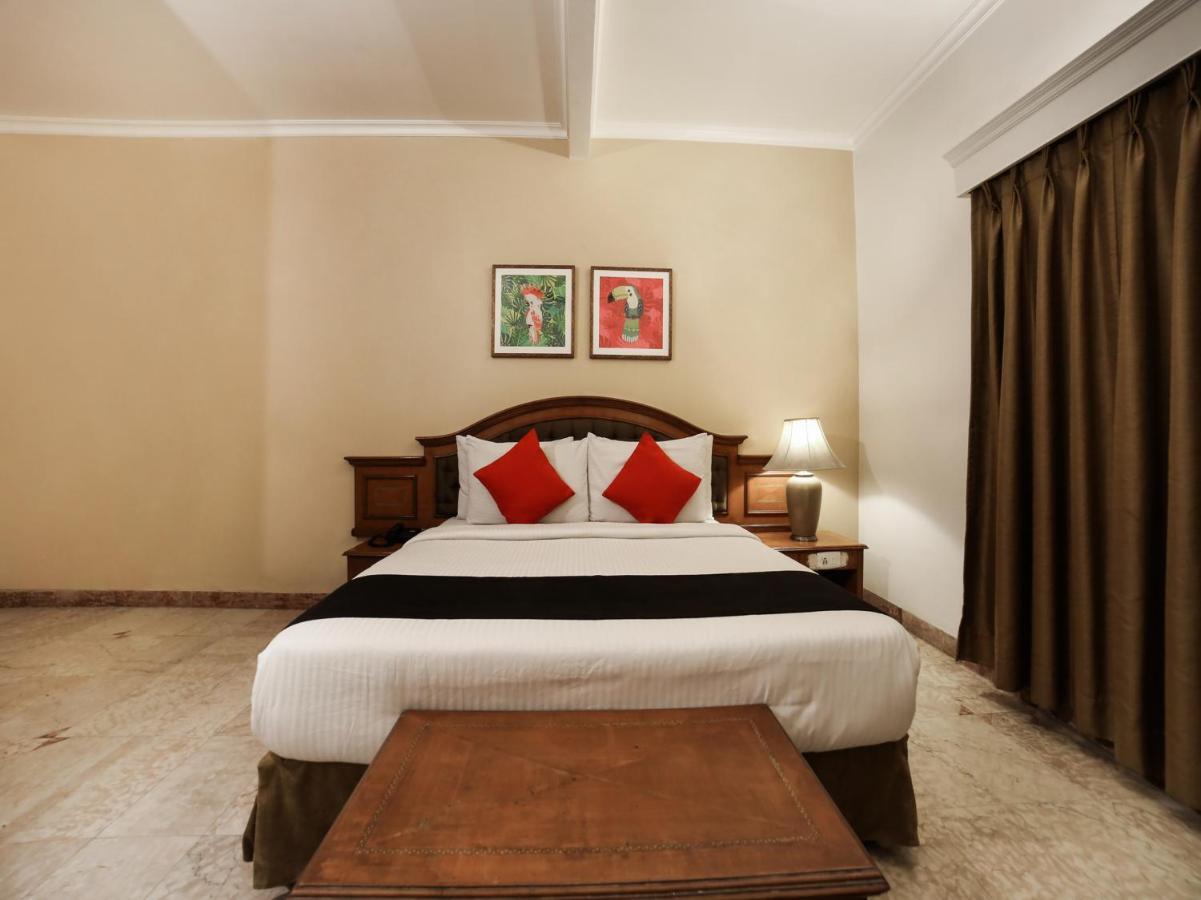 Capital O 10953 Dayal Lodge - A Boutique Hotel Agra  Exteriör bild